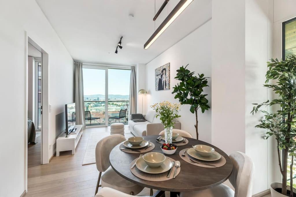 Design Apartment With Amazing View Over Viena Exterior foto